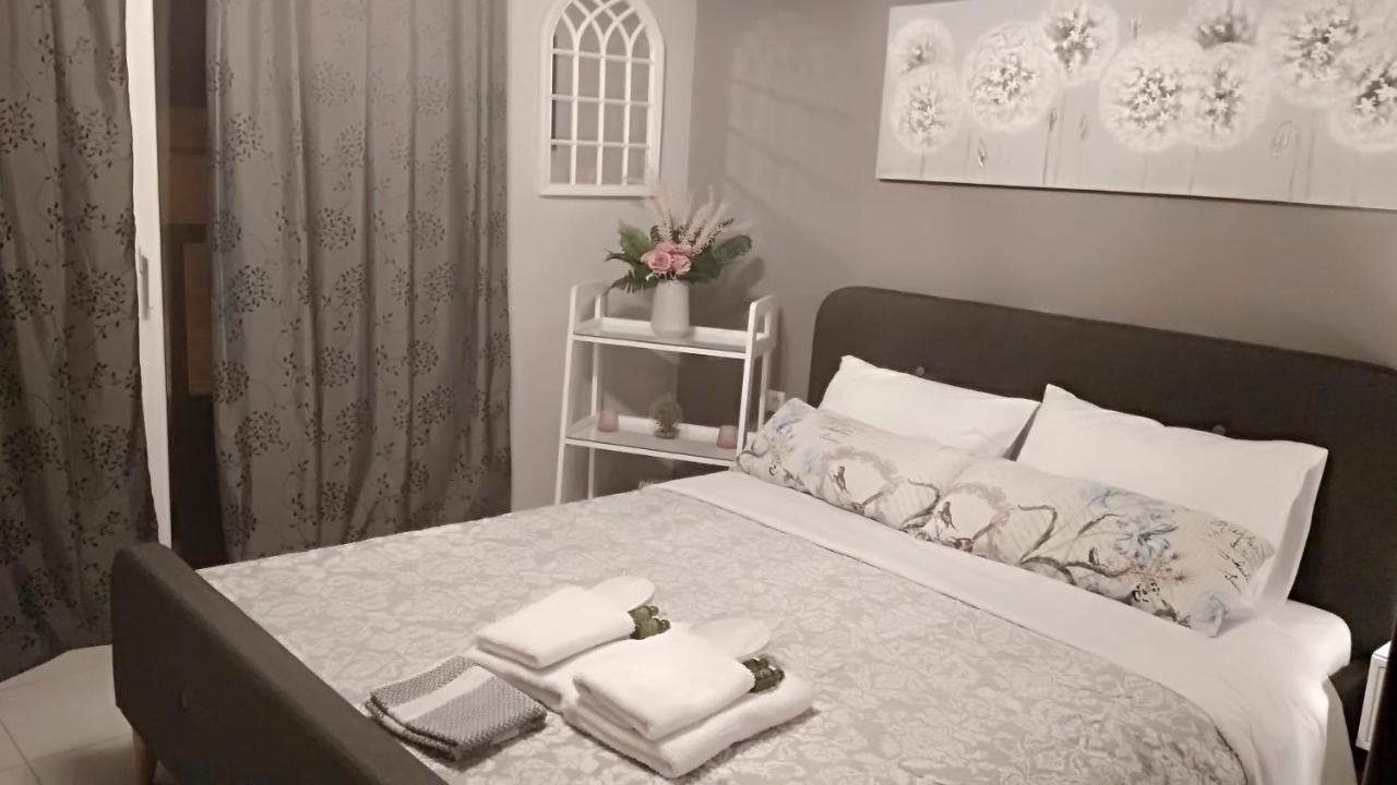 Iris Deluxe Suites 2 Kavala Dış mekan fotoğraf