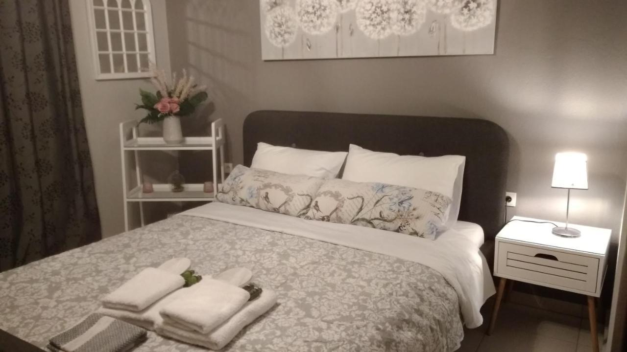 Iris Deluxe Suites 2 Kavala Dış mekan fotoğraf